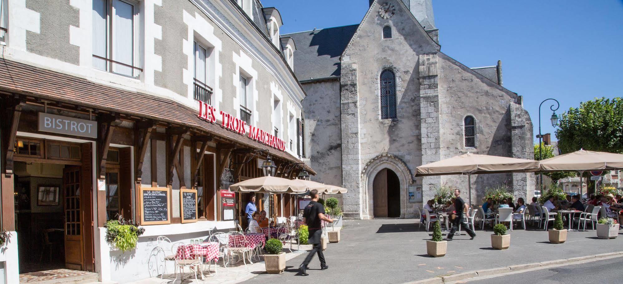 Relais Des Trois Chateaux Hotel-Restaurant - Teritoria Cour-Cheverny Exterior foto